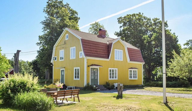 Nice home in Växjö with kitchen in Växjö