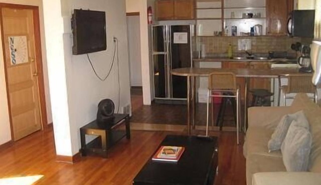 Ottawa Backpackers Inn in Ottawa