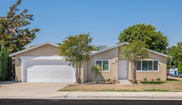 Peaceful Getaway in Clovis, Cozy 4Bed/2Bath in Clovis
