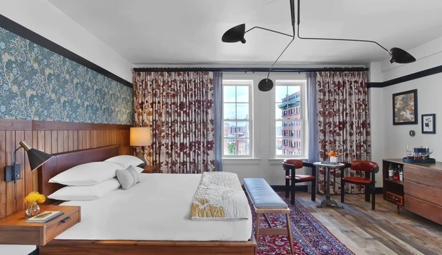 Pet-Friendly Boutique Stay in Baltimore’s Cultural District | Co-Working Spaces in Baltimore
