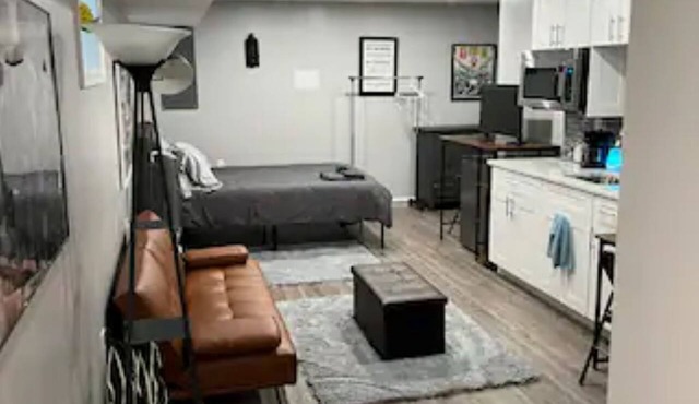 Private DC Studio + 2 Blocks to Metro + Free Parking in Washington