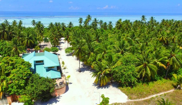 Remora Inn in Faafu