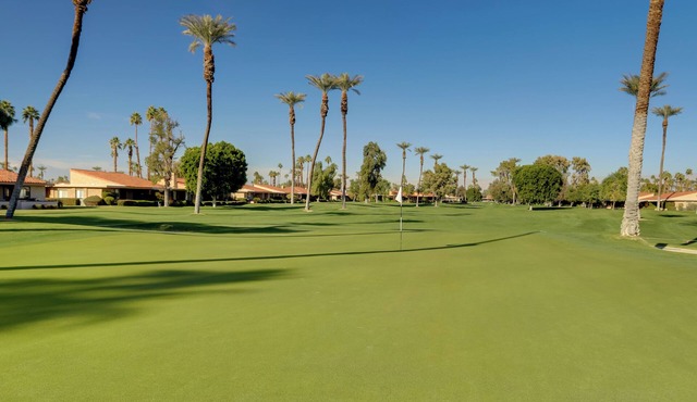 Resort Amenities: Rancho Mirage Country Club Home