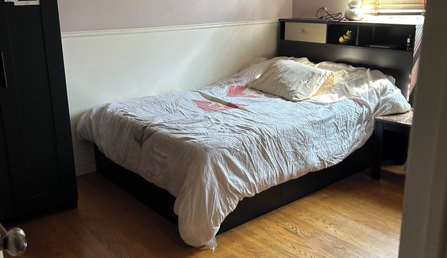 Retreat in Laval: Swim Spa, Gym & Spacious Comfort in Laval
