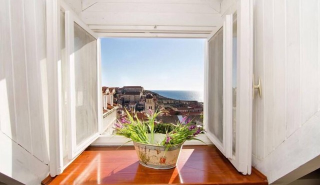 Rooms Lavanda & Ruzmarin - Double Room with Private Bathroom