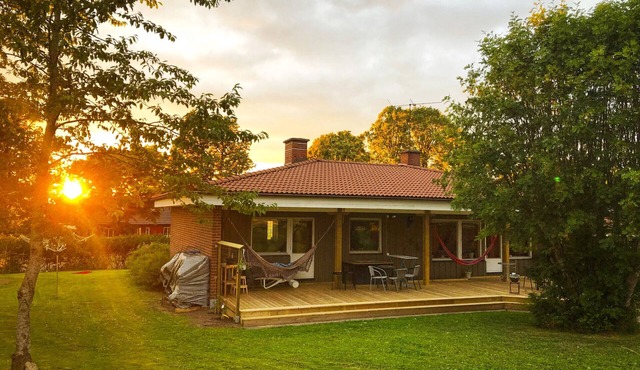 Scenic accommodation in well-equipped villa with lake view | SE08047 in Varnhem
