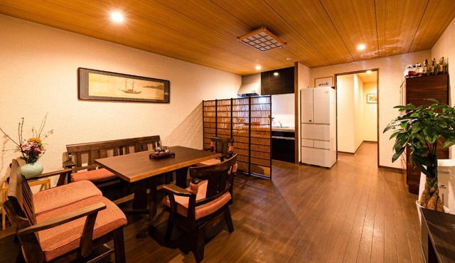 Shirakabanoyado-MAMEMACHIIE, 白樺の宿-豆町家, 2min to Station and Tsutenkaku