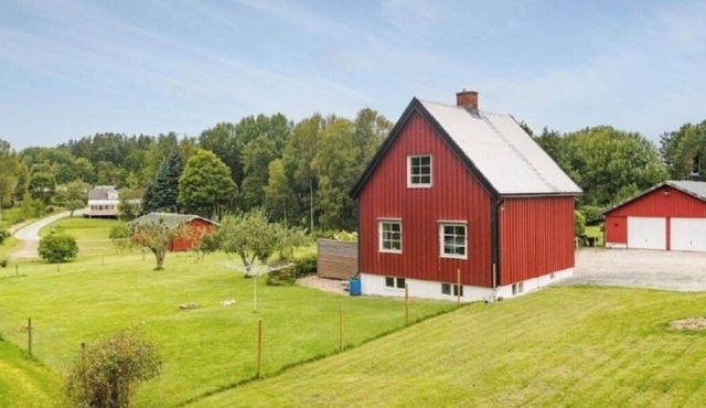 Slow down in Dingelvik - enjoy nature, space & tranquillity - Fireplace & pets in Dingelvik