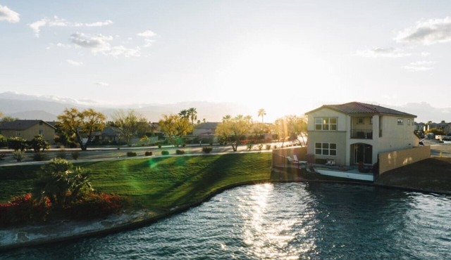 Solmar at Terra Lago Private Lake House With Free Pool Heating for any 3nights stay