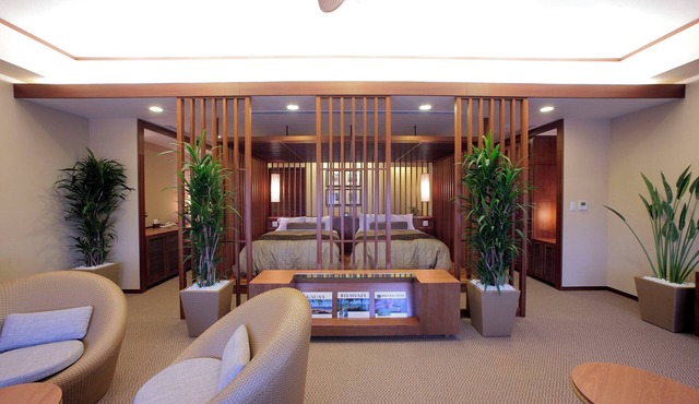 Spa Resort Hawaiians Monolith Tower