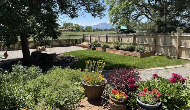 Spacious Private Boulder Home with Mountain View in Boulder