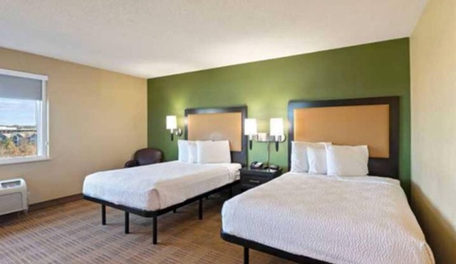 SPRINGFIELD! Be comfortable,Enjoy,Explore,Relax 11 in Springfield