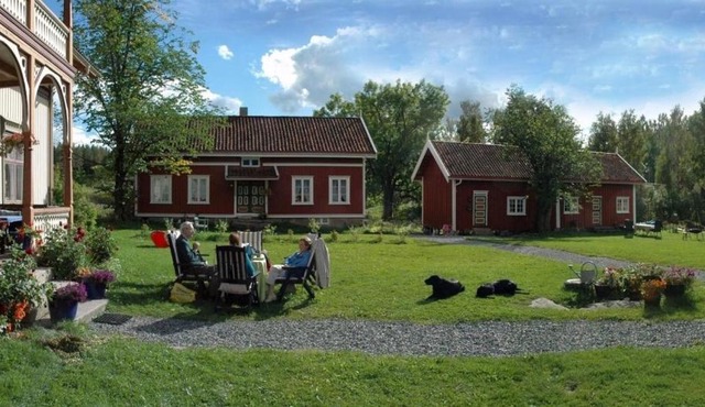 Staurheim gård in Bø