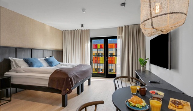 Strand Hotel Apartments