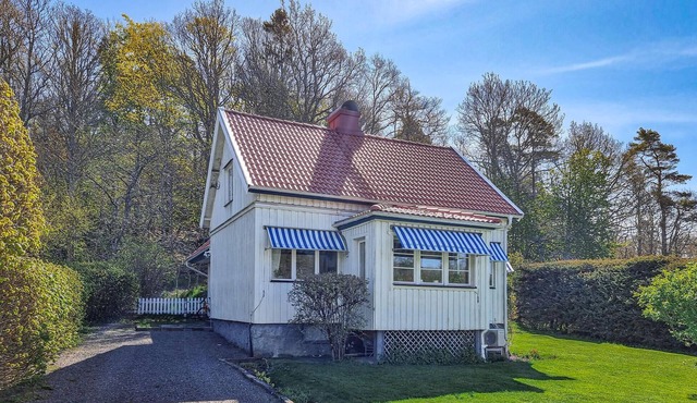 Stunning home in Billdal with WiFi