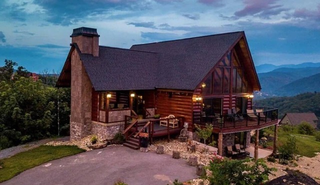 The Cloud 9 Lodge-Vacation Destination