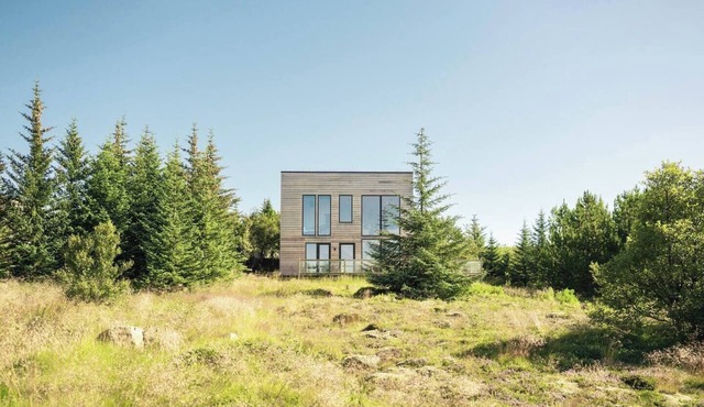 The Oak House Villa