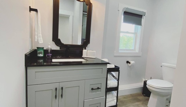Tranquility Acres Farms Guest House with Spa in North Glengarry
