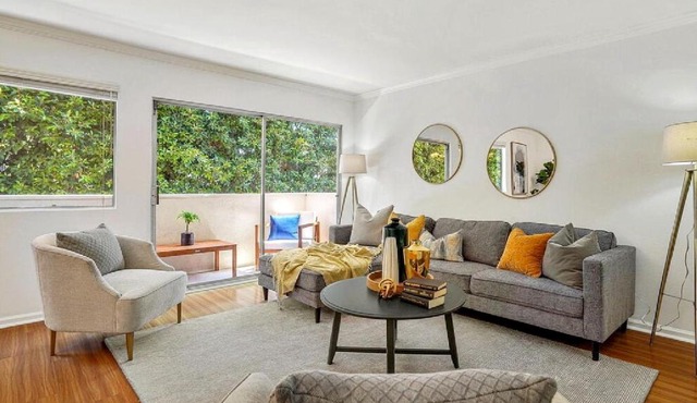 Two Bedroom Residence with Pool and Spa Access
