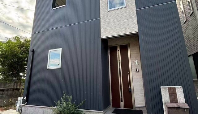 Twostorey modern design/Songshan City Ehime