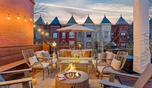 Upscale DC Row Home w/Private Parking & Fire Pit