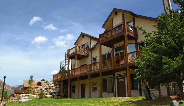 Upscale Spectacular Mountain Retreat On The Lake In Georgetown Colorado in Georgetown