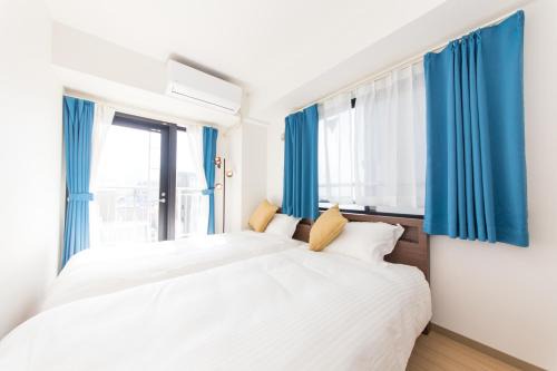 Urban holiday 501 Kenchomae station 8 min by walk