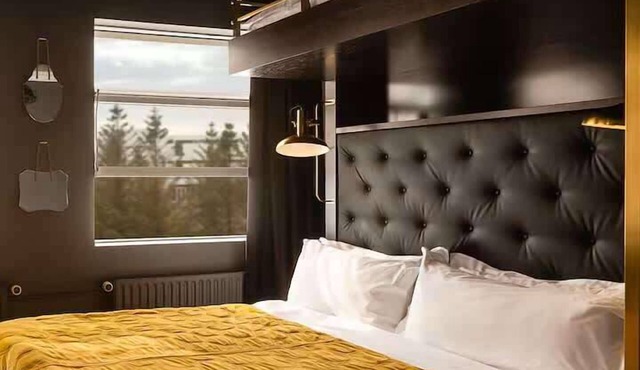 Urban Reykjavik Triple studio with bunk bed