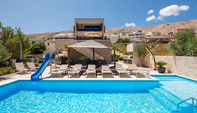 Villa Moon Dance with Pool in Pag