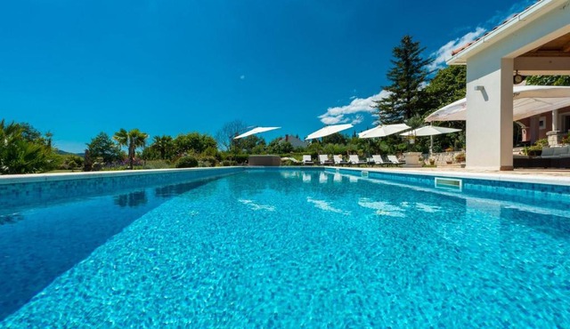 Villa Thousand Roses