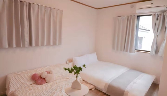 Yamanote Line | Ueno & Ikebukuro | 84 m² | Entire House | 8 Guests