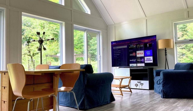 ZEN CHALET located in a peaceful setting not far from the ski slopes in Mille-Isles