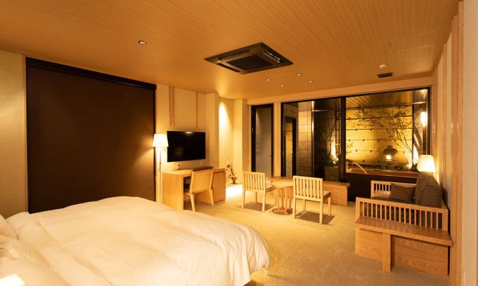 Nara Hotel | 63 m² Hotel ∙ 1 bedroom ∙ 3 guests