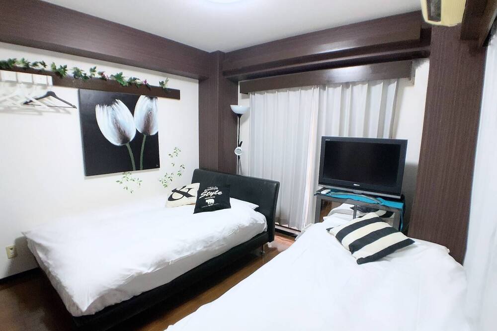 Shinsekai Apartment | HOTEL AARON Tsuten East