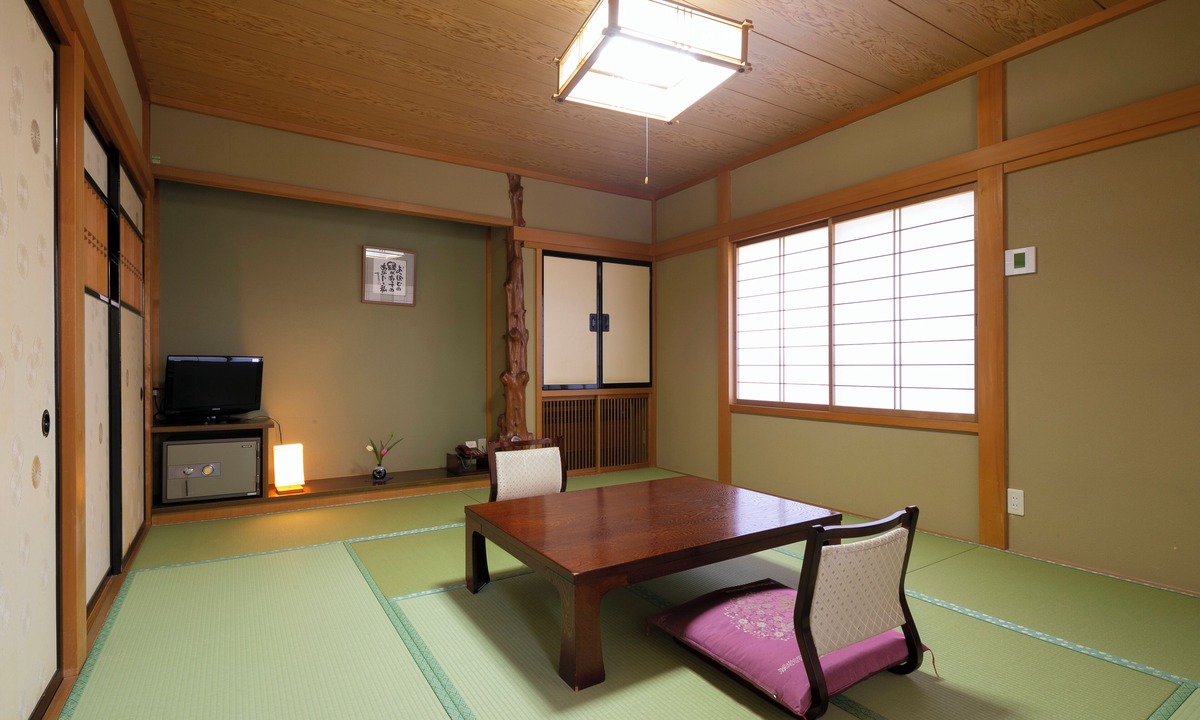 Hitoegane House | Yushou Fukujikan