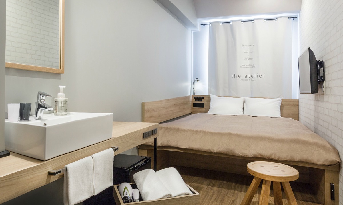 Higashikujo Kitakarasumacho Hotel | Sakura Terrace The Atelier