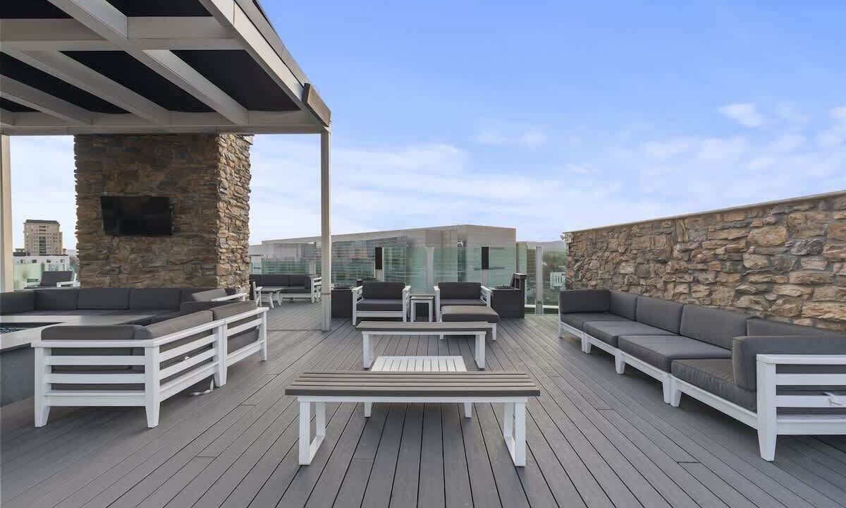 Downtown Denver Condo | The Shaker - Huge Luxury Loft with City Views!