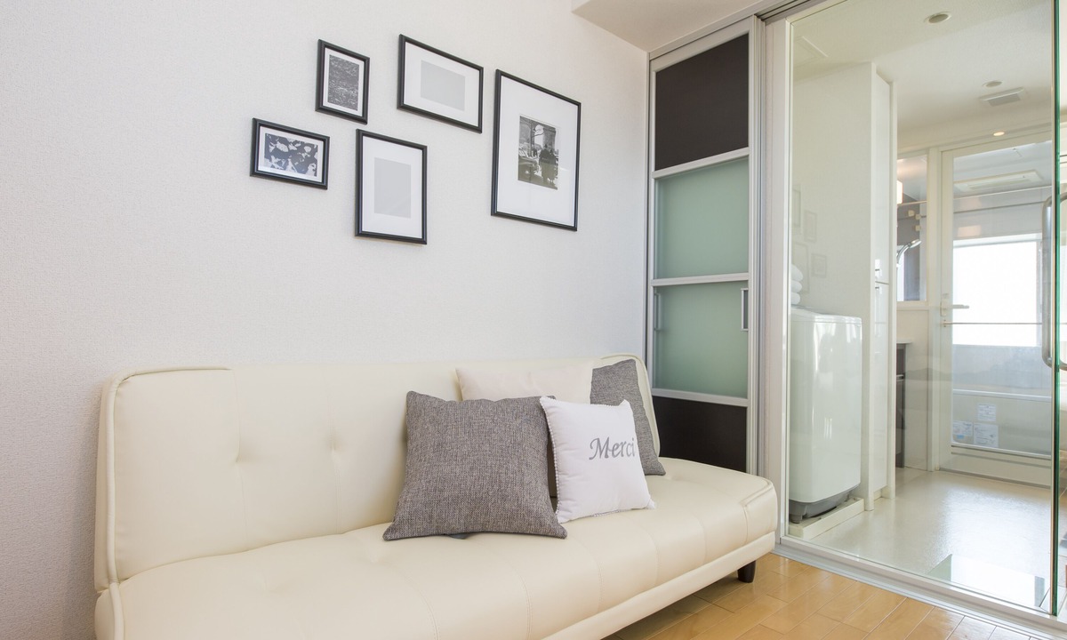 Chuo Apartment | 50 Awesome Room! Great Location,Clean,