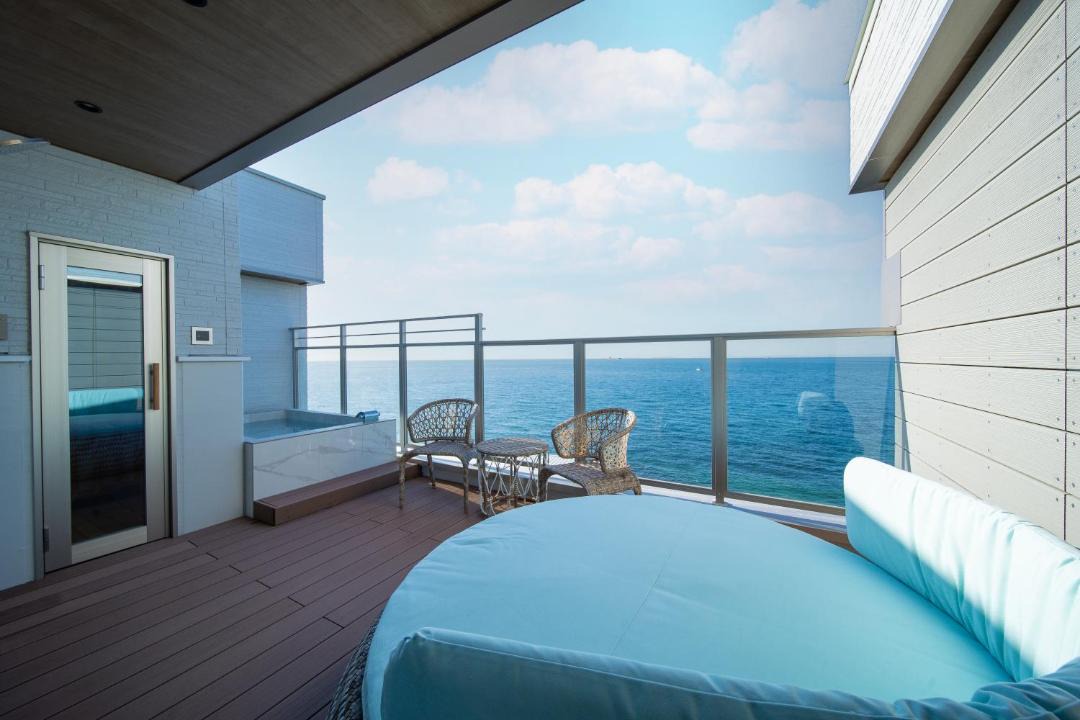 Awaji Hotel | THE ZK West Coast