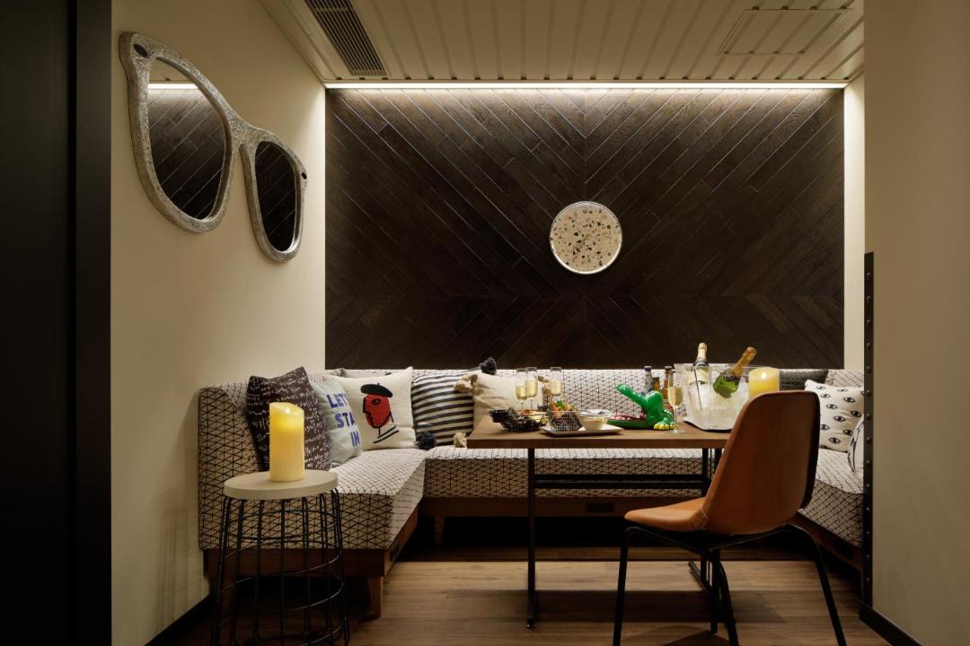 Fukushima Hotel | Moxy Osaka Umeda
