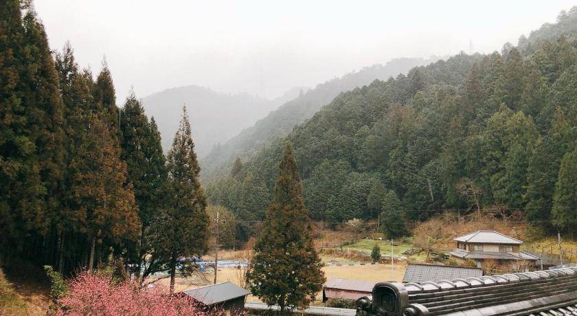 Photo of Others in Yoshino