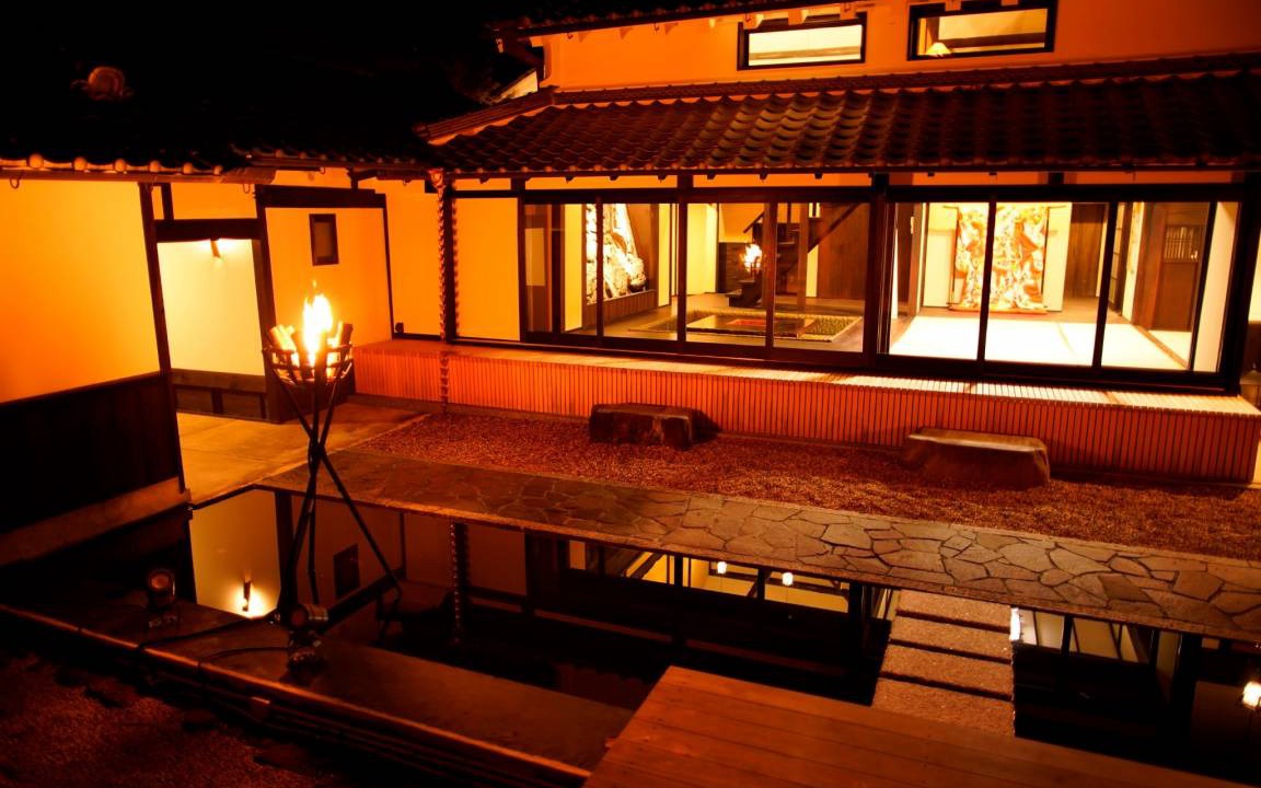 Photo of Others in Yoshino
