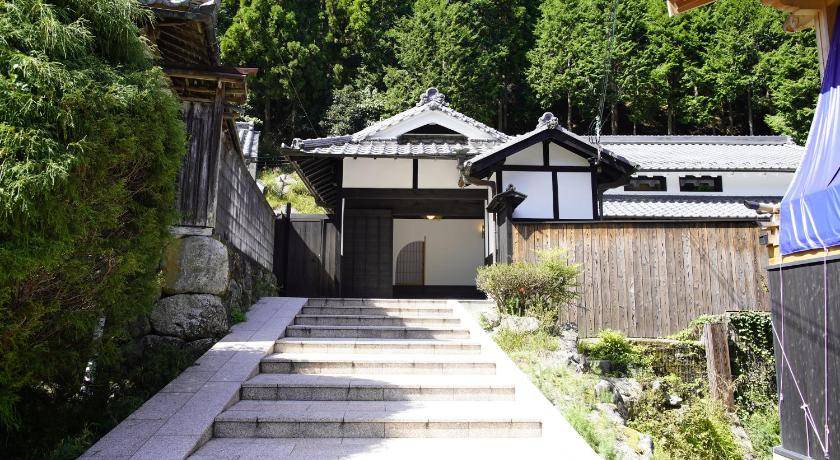 Photo of Others in Yoshino