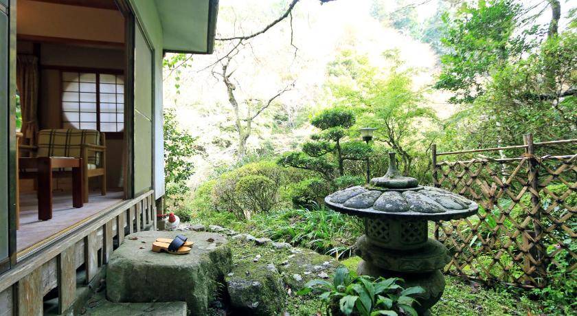 Photo of Others in Yoshino