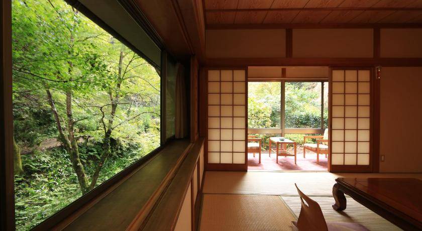 Photo of Others in Yoshino