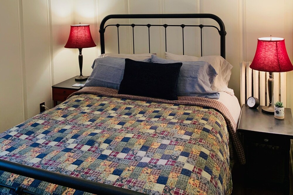 Photo of Bedroom in Saint-Emile-de-Suffolk