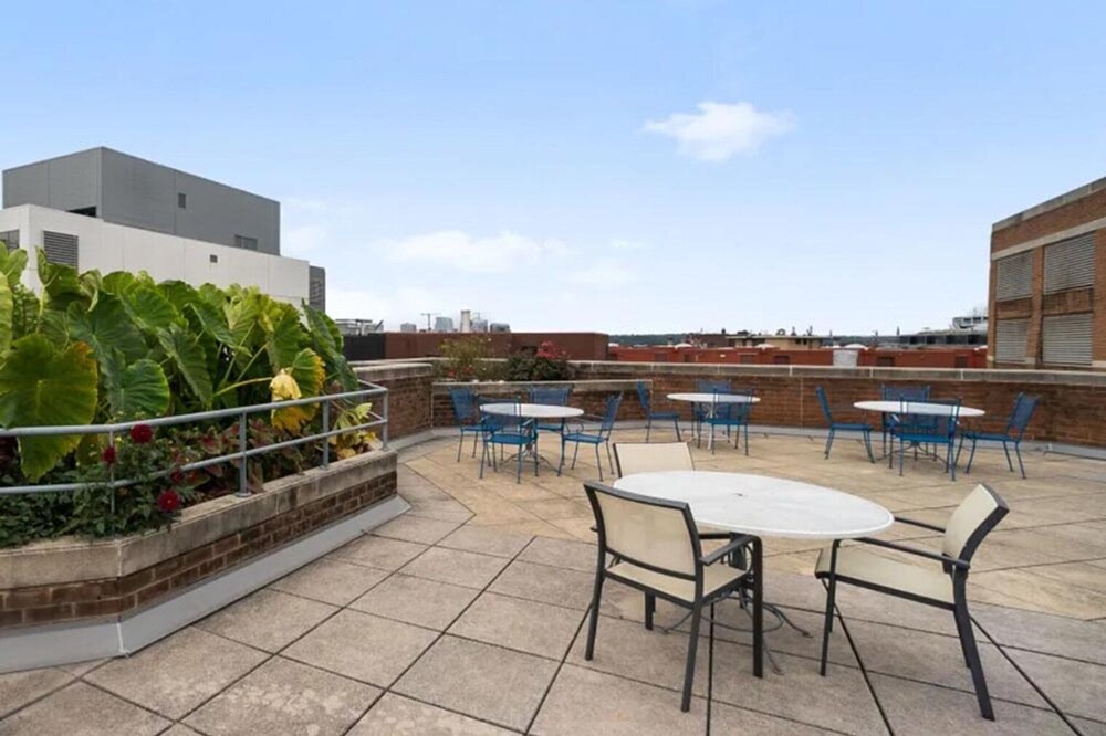 Photo of Patio Balcony in Connecticut Ave - K Street