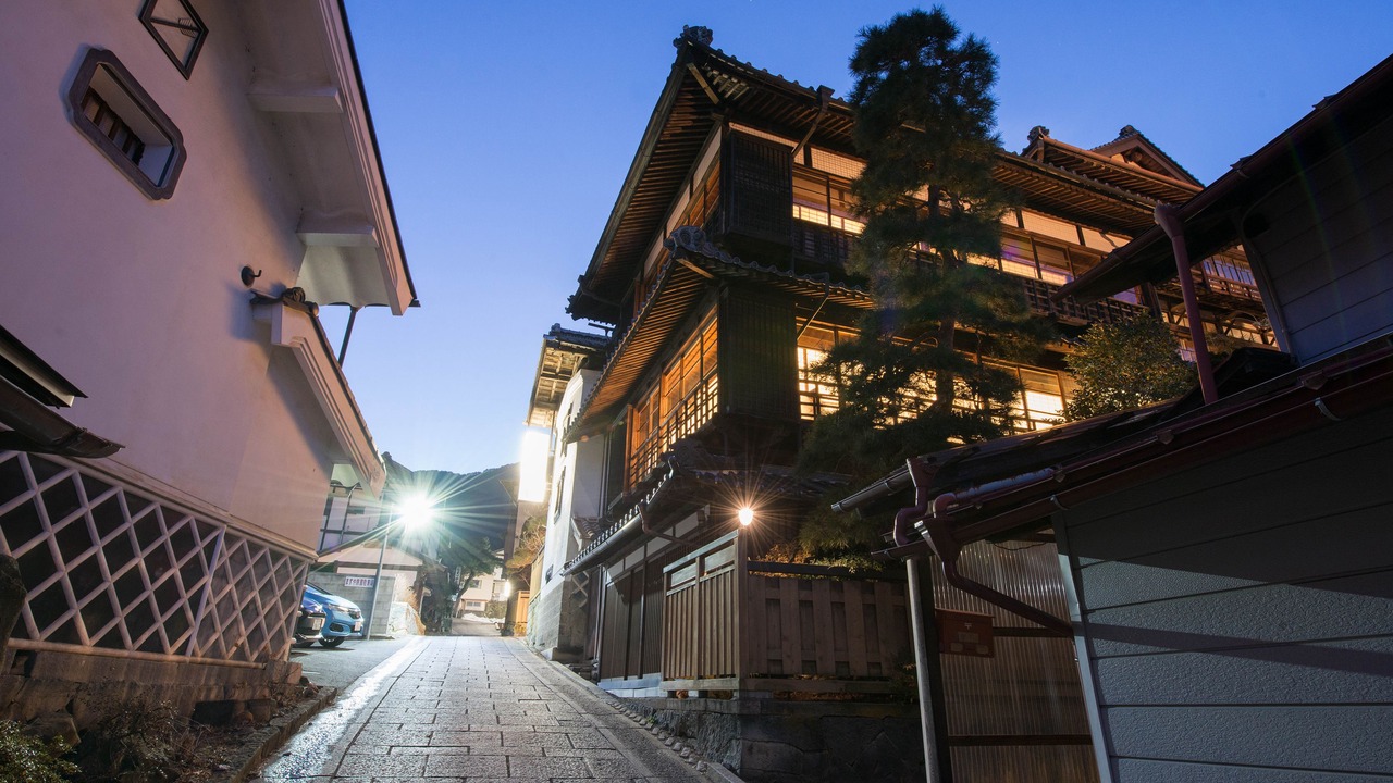 Photo of Outdoor in Aoki