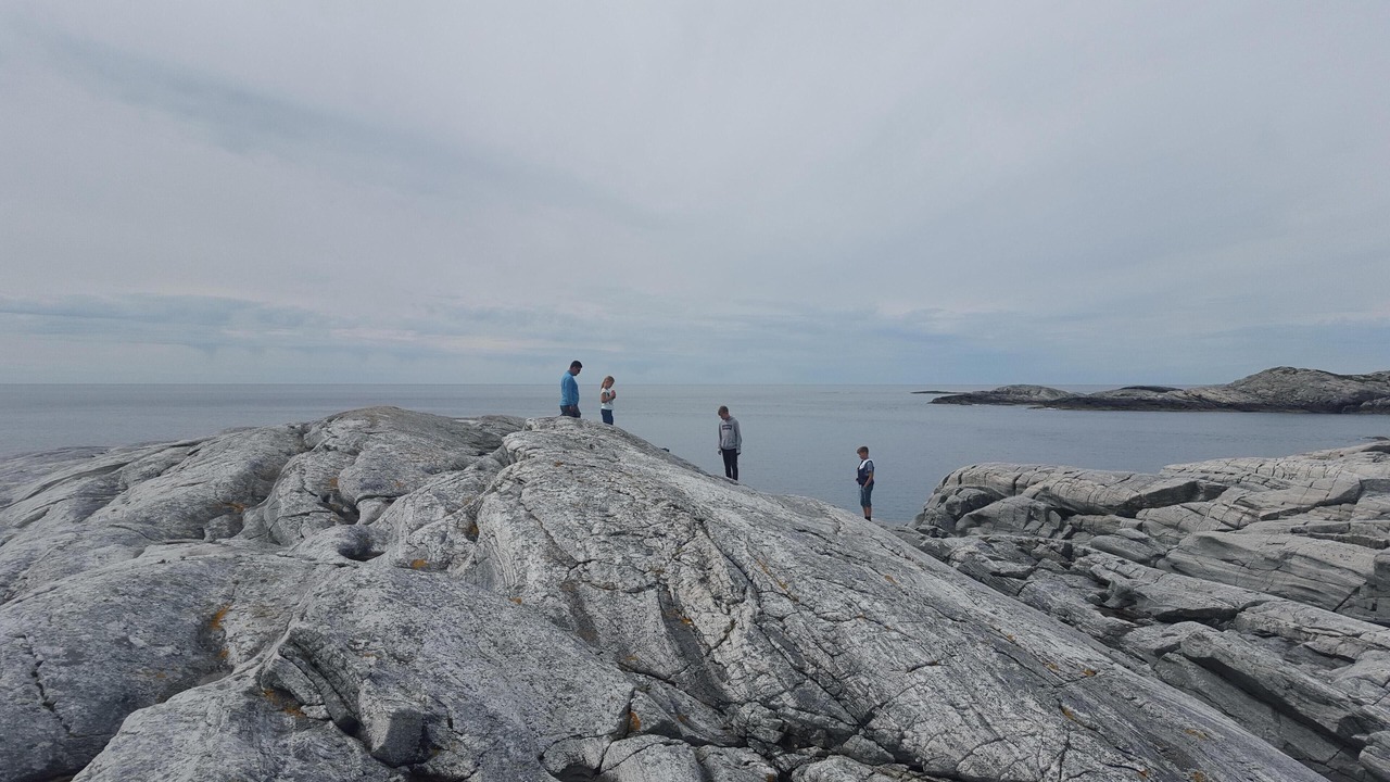 Photo of Others in Tjeldstø