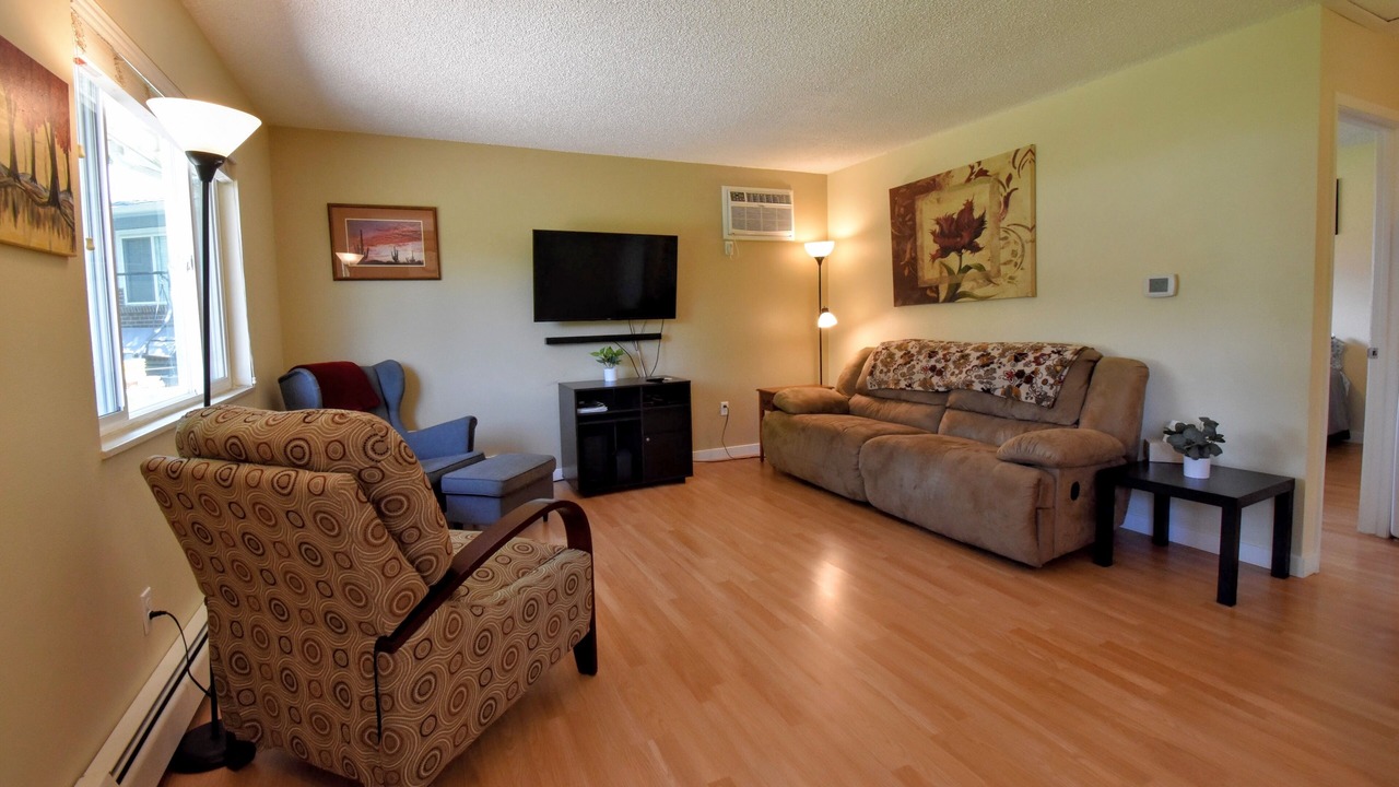 Photo of Livingroom in Lakewood